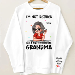 Woman Shirt, Custom Name and Appearance Mother's Day T-Shirt, I'm Not Retired I'm a Professional Grandma, Gift for Grandma